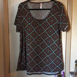 LuLaRoe-Classic Tee